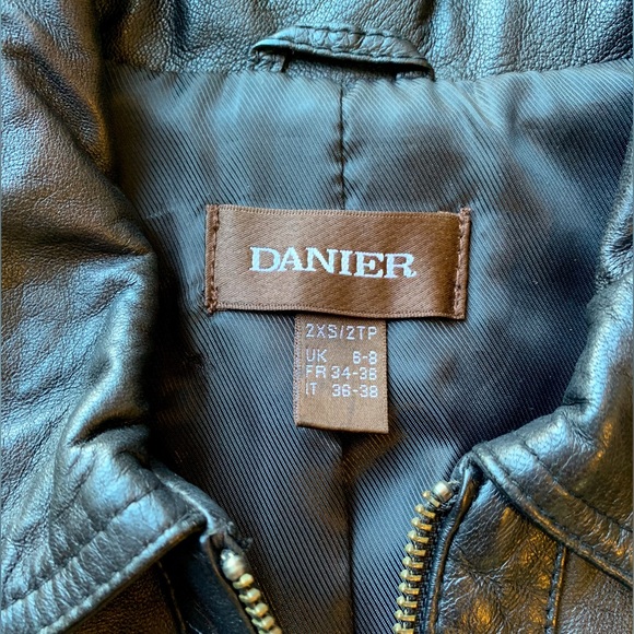 Danier Black Leather Jacket, 2XS - Picture 5 of 12